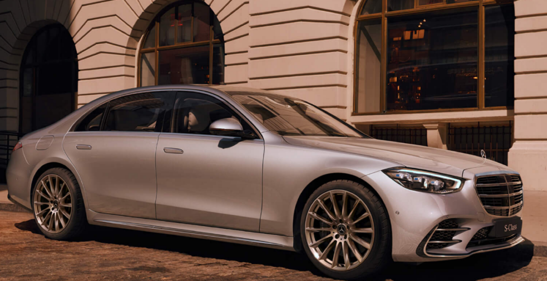 86万元起，轴距超奔驰S级，红旗H9+能否站稳D级轿车市场？