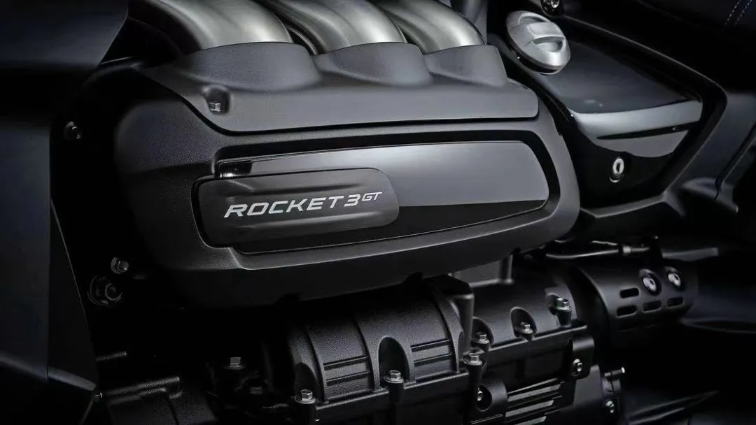 这款英国摩托车排量超过GTI，百公里加速仅需2.8秒