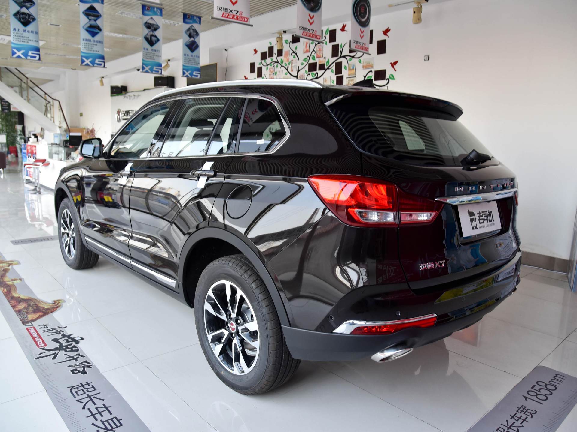 内饰像宝马,外观特有面,配自动挡的低价suv,实拍汉腾x7