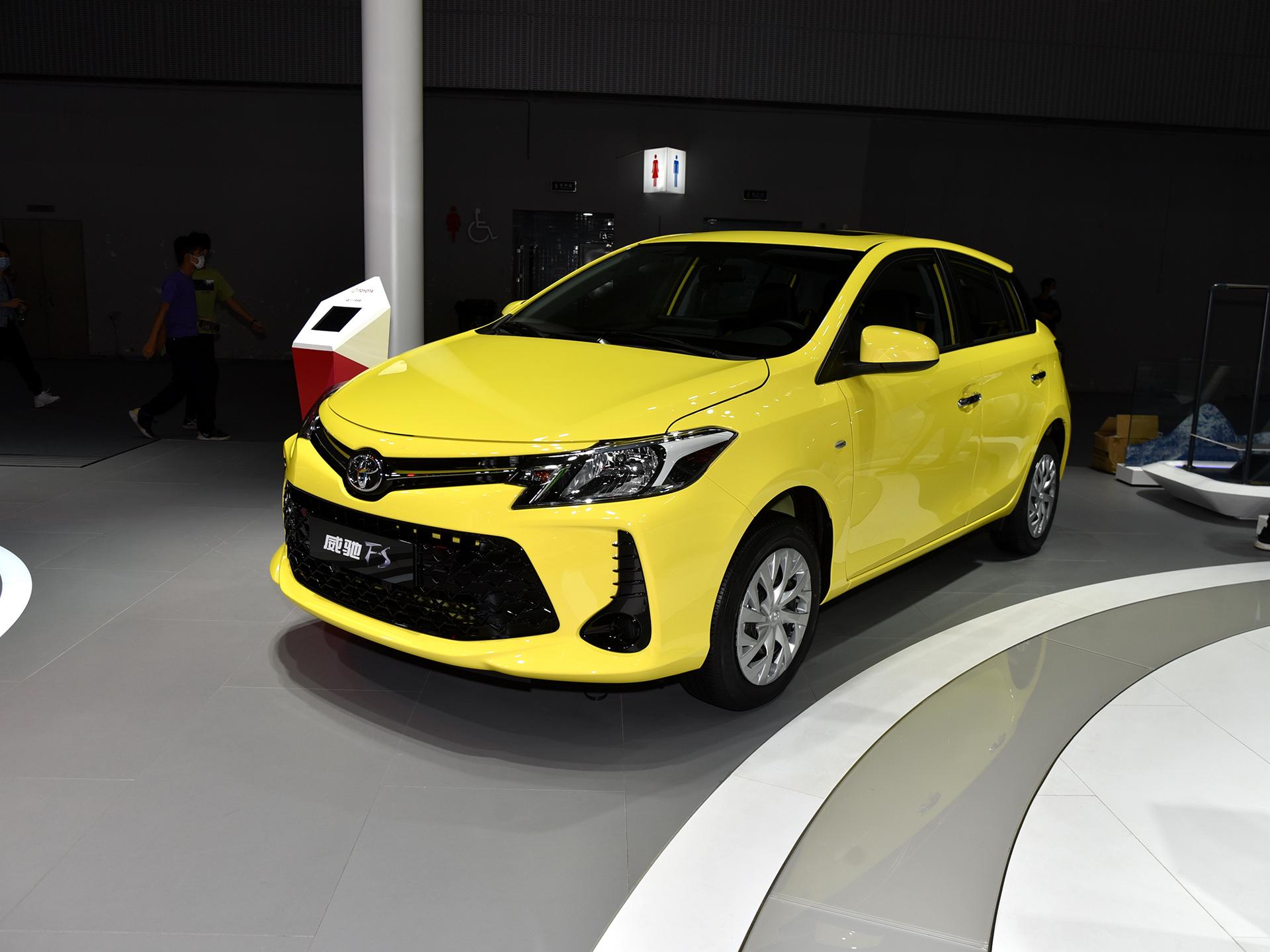 28万,买个合资带大屏的省油小车,实拍丰田威驰fs