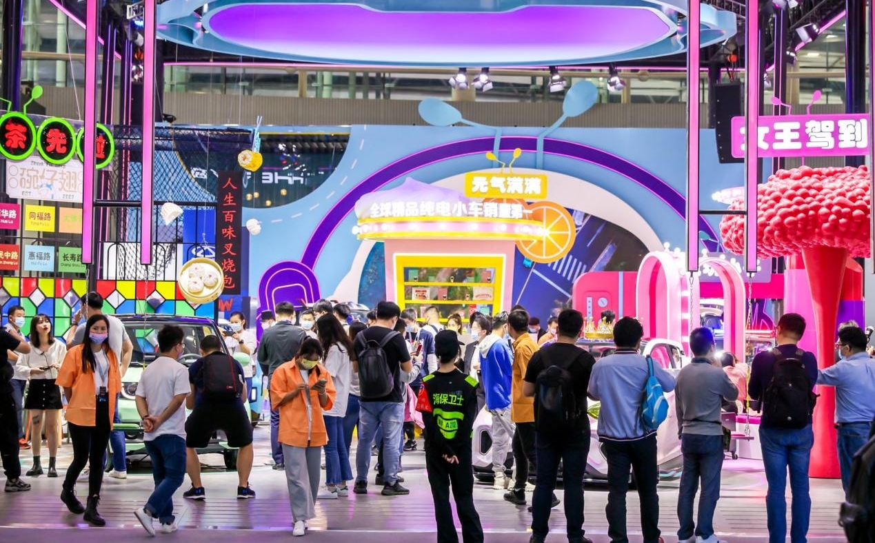 潮玩逛展 人气爆棚 “百变小蚂蚁”于广州车展惊艳全场