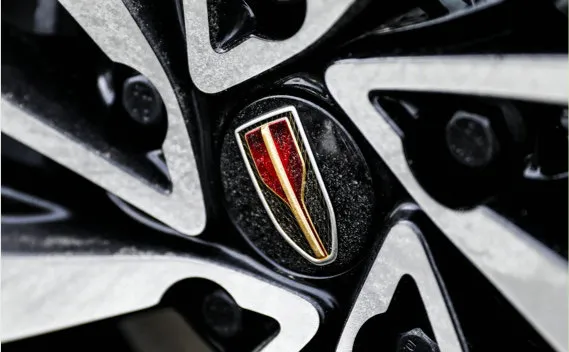 红旗三大新车来袭:H6已上路,首款MPV已曝光,LS7直抵SUV天花板