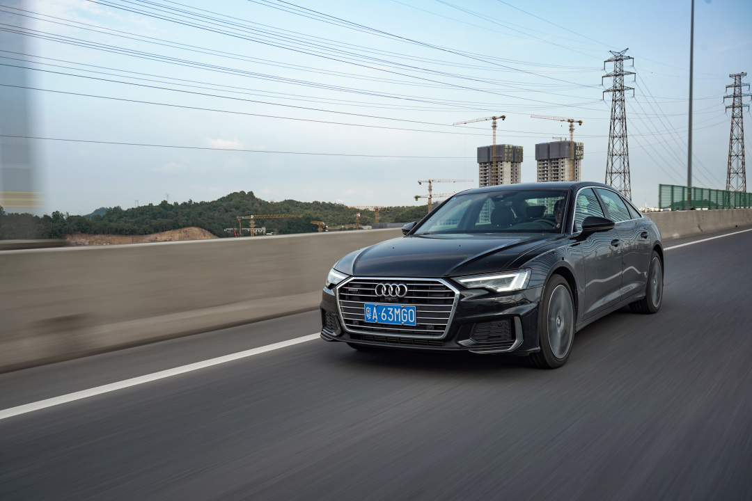 谁会拒绝一台3.0T的C级车？试驾奥迪A6L 55TFSI