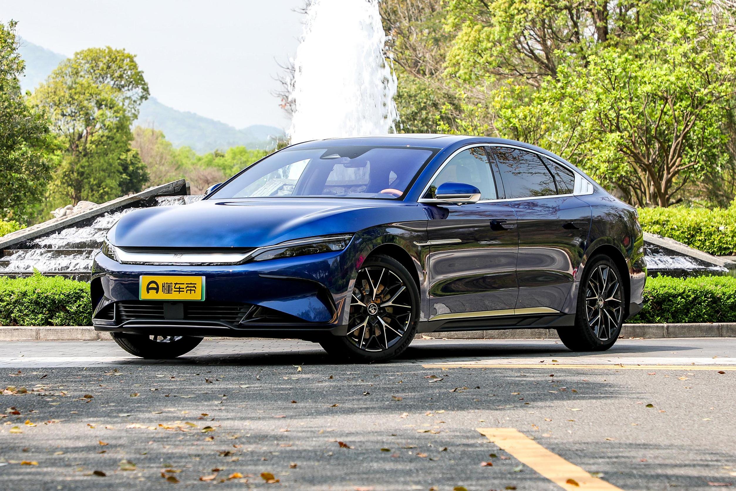 2022款比亚迪汉EV上市，入门版26.98万、纯电续航715公里能买吗？