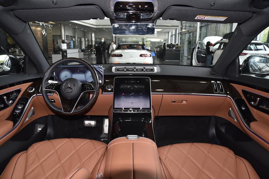 迈巴赫S级售价146.8万元起 欢迎试乘试驾。