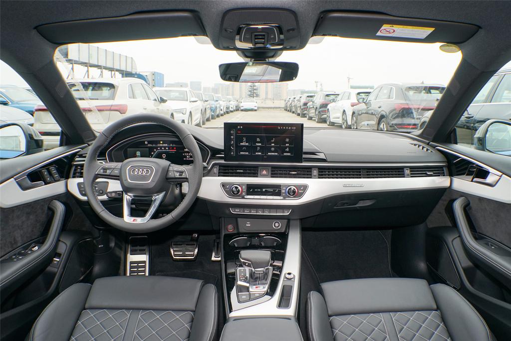 3.0T V6+8AT+机械quattro，奥迪S5扮猪吃虎上演暴力美学