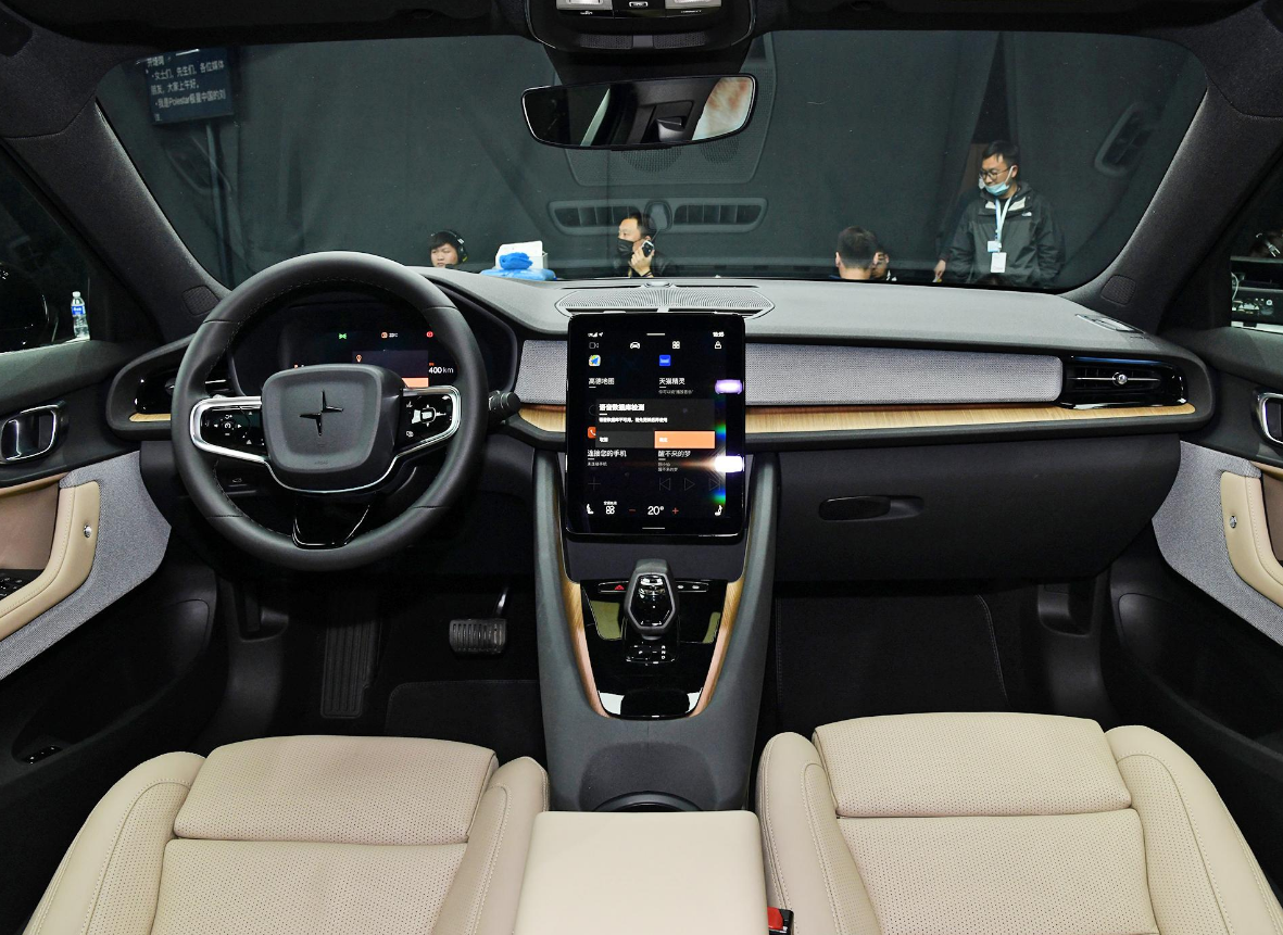 售价25.78-33.8万，轴距2735mm，还能上绿牌，带你看Polestar 2