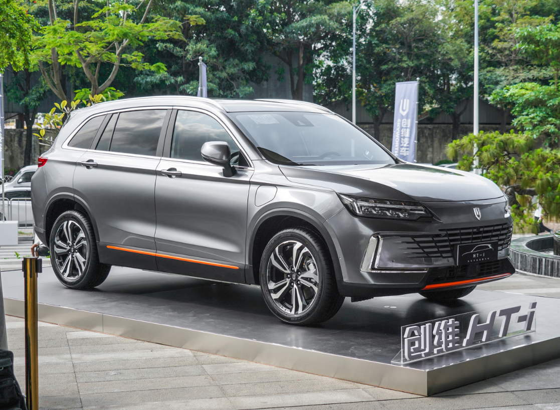 2.8米轴距大块头SUV，正版“超级混动”，创维汽车要当价格屠夫？