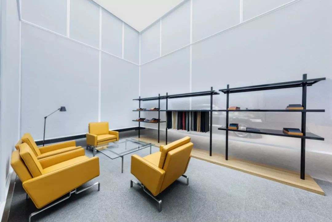 谁还敢说捷尼赛思没有售后？全国第二家4S店落户成都！