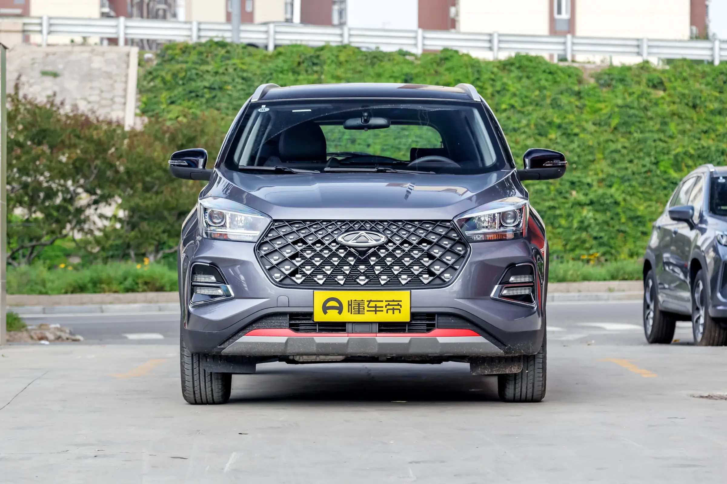 国产小型SUV，智能配置丰富，瑞虎5x值得买吗？全方面评测！