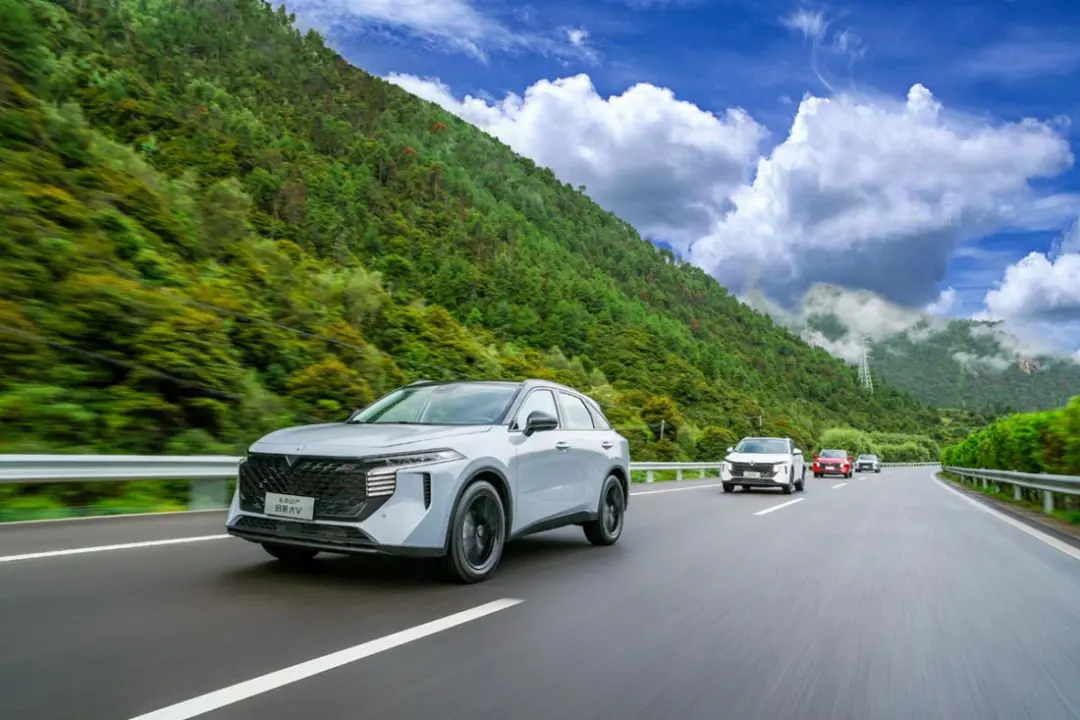 上市即火爆热销，启辰大V究竟有何魔力？