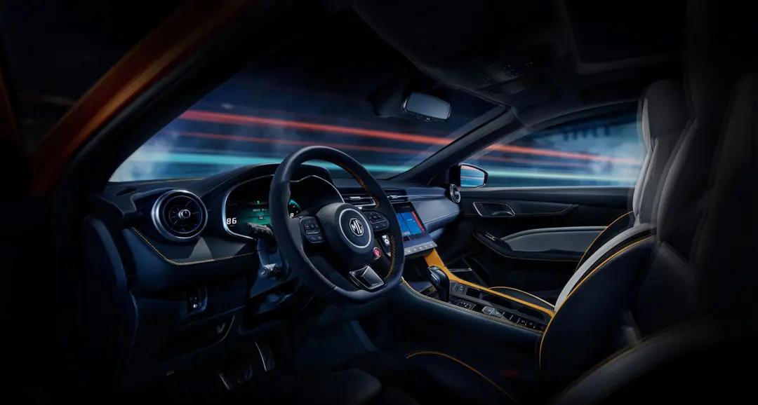 这款国产运动轿车排量仅1.5L，却能开出高性能车的感受