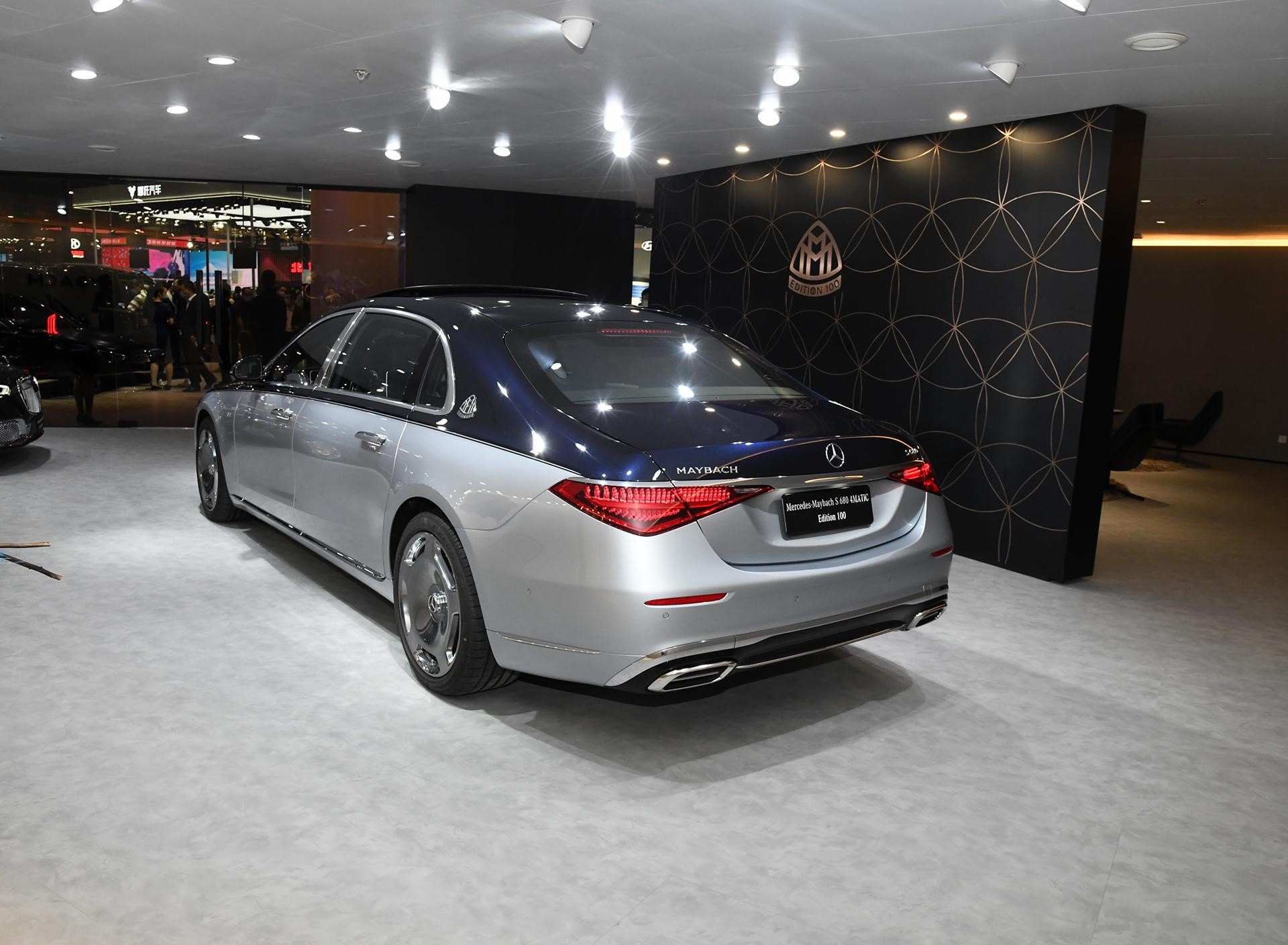 搭载v12发动机 迈巴赫s级100周年纪念版亮相 限量1百台