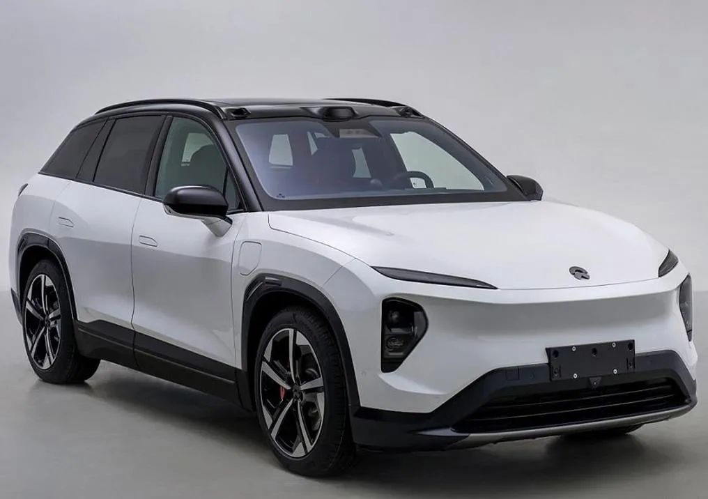 豪华品牌发力中大型纯电SUV，细分市场将迎新一轮“风切变”