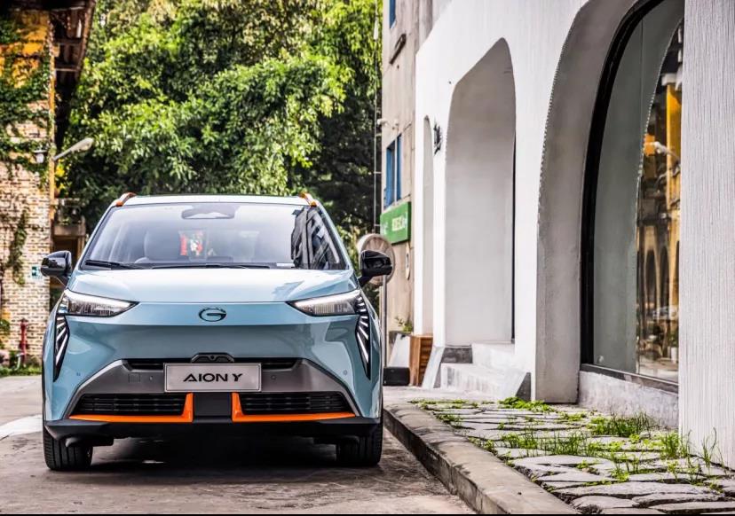 10-15万元，续航400-600公里，这3款电动车适合女生代步