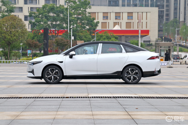 性价比最高的小鹏汽车 小鹏汽车神车千呼万唤始出来