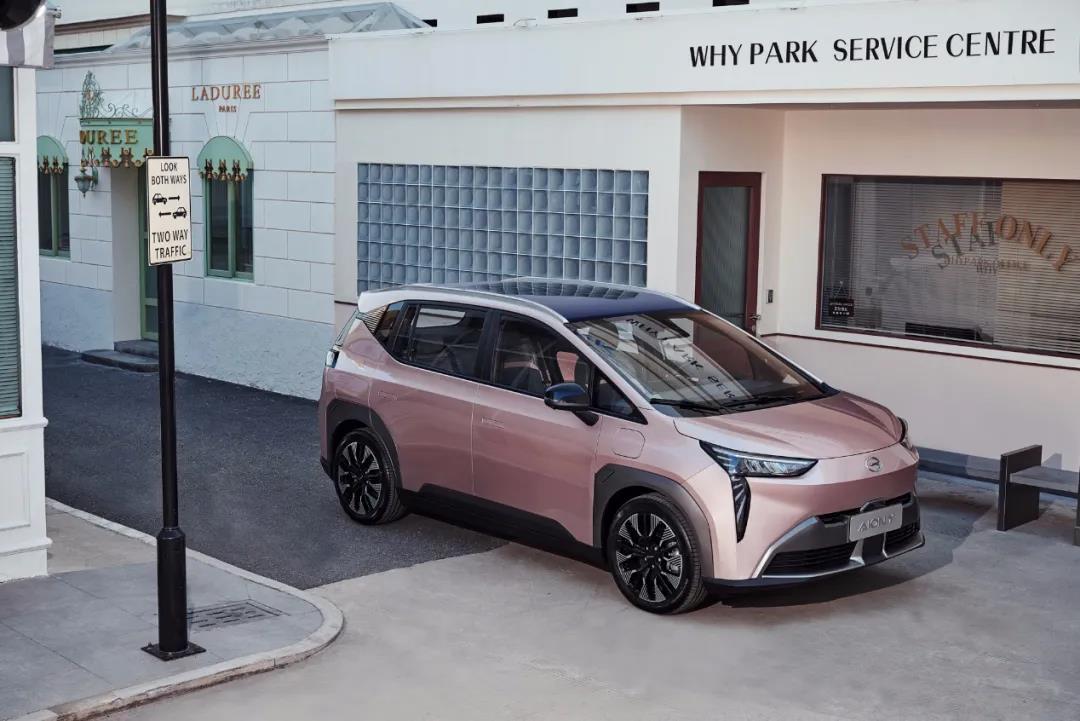 10-15万元，续航400-600公里，这3款电动车适合女生代步