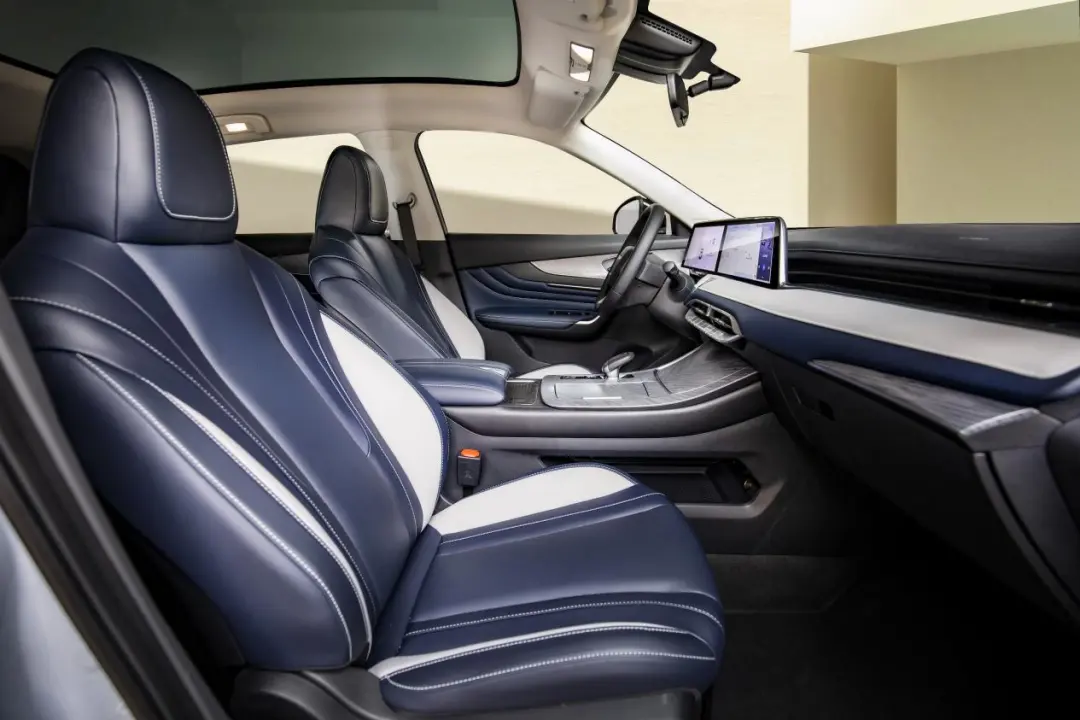 上市即火爆热销，启辰大V究竟有何魔力？