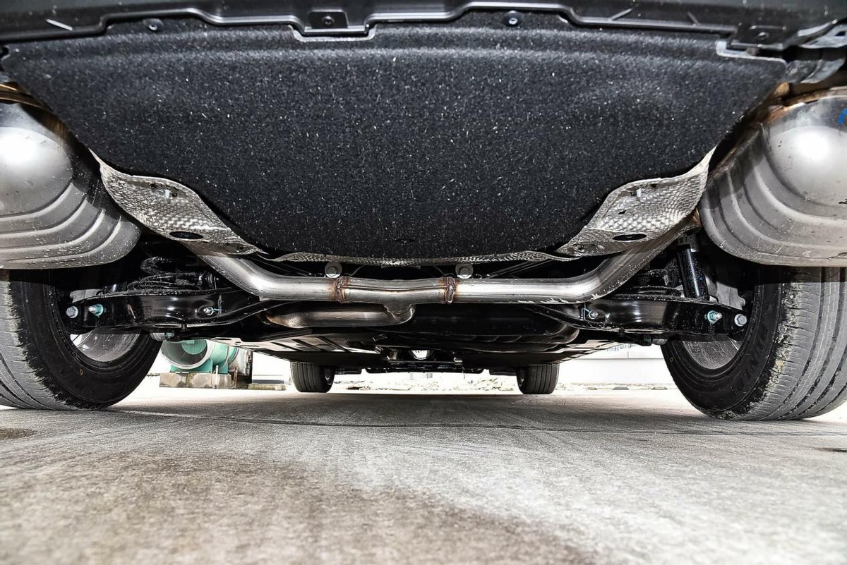 懂西装革履、也懂年轻的你，解读大众迈腾330TSI，各方面都刚刚好