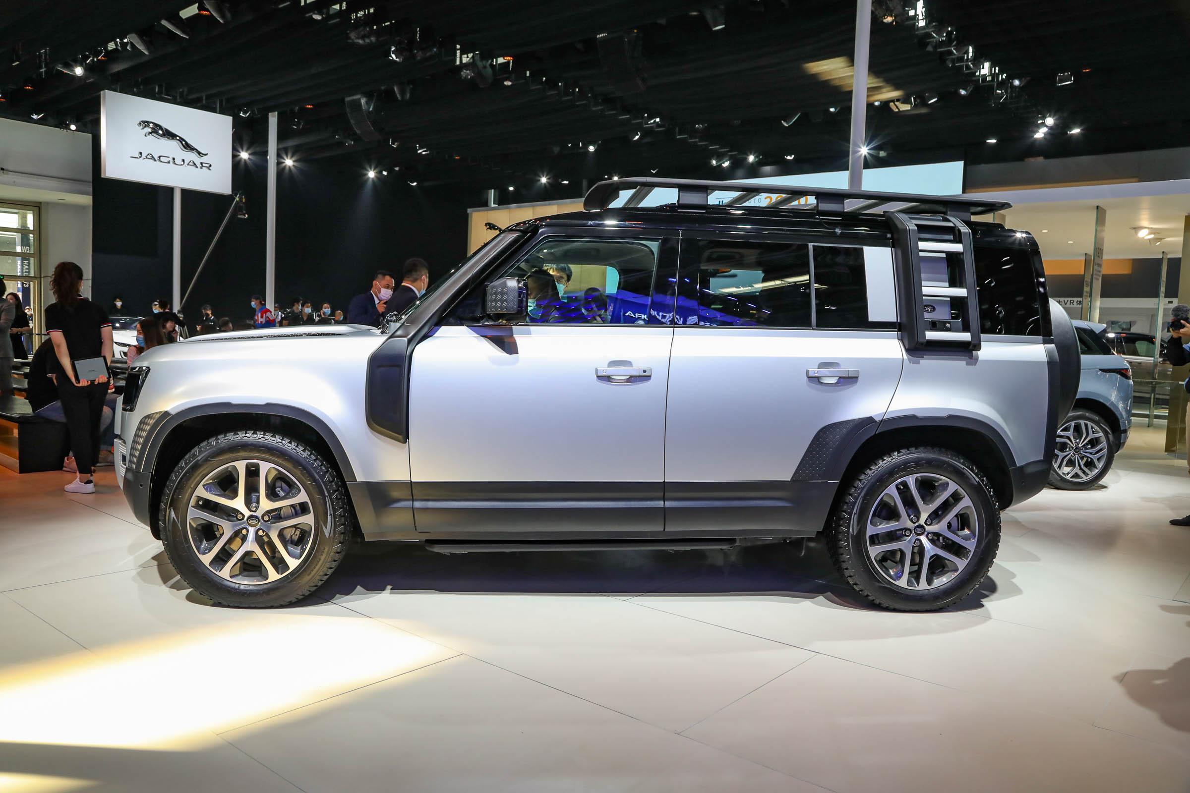 69.8万元起 新款路虎卫士上市 配置小幅调整