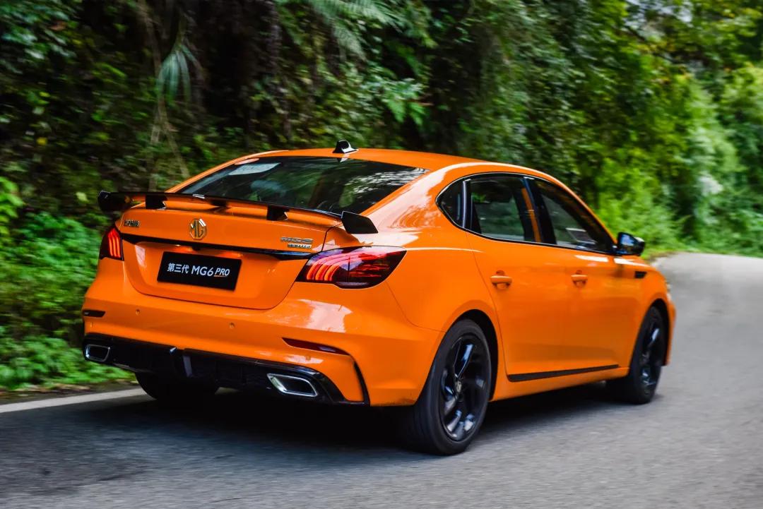 这款国产运动轿车排量仅1.5L，却能开出高性能车的感受