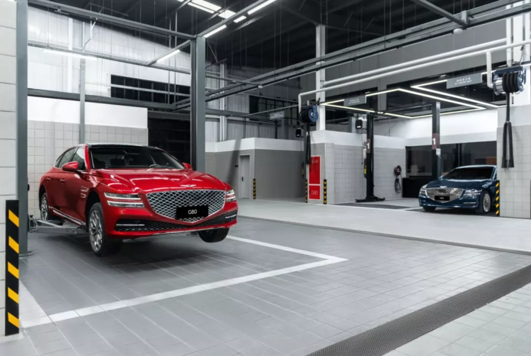 谁还敢说捷尼赛思没有售后？全国第二家4S店落户成都！