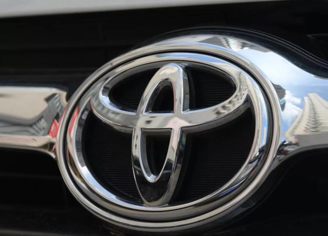 奥迪R8不会停产；富士康汽车品牌与3款车型发布