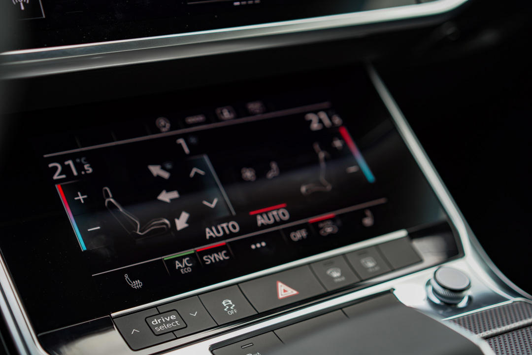 谁会拒绝一台3.0T的C级车？试驾奥迪A6L 55TFSI