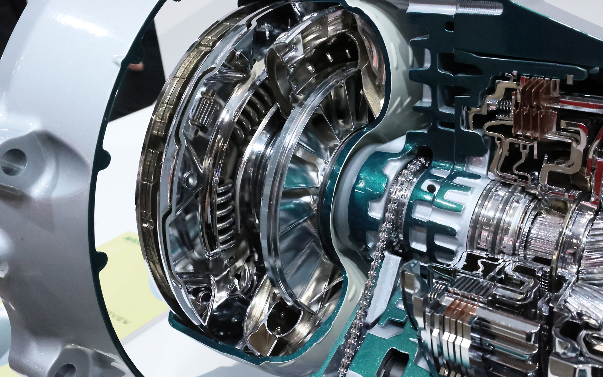 jatco最新的cvt,at自动变速箱亮相,实现了90%以上的传动效率