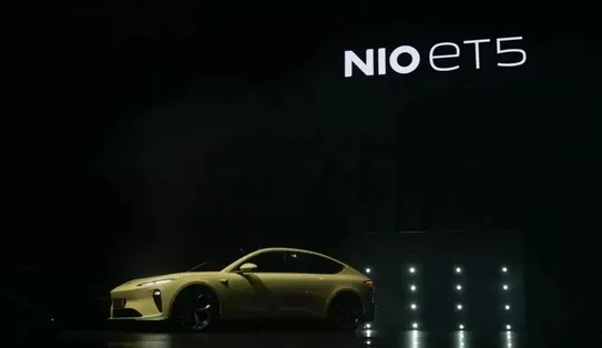 蔚来ET5真的能成为爆款，让大家闭着眼买？