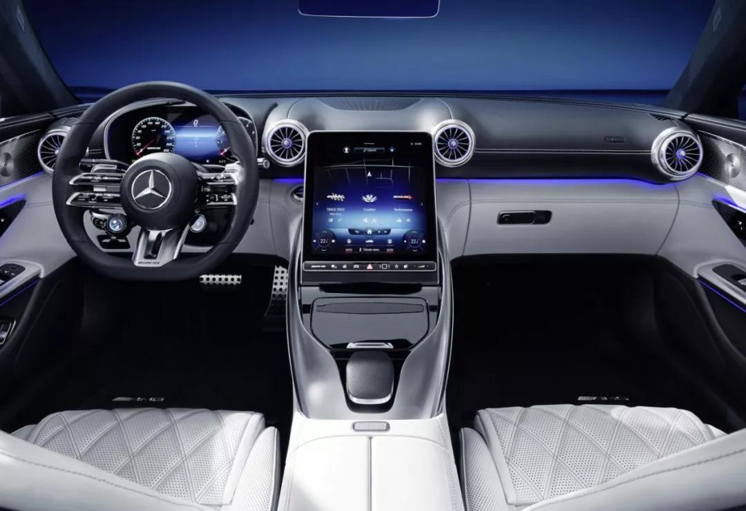 奥迪R8不会停产；富士康汽车品牌与3款车型发布