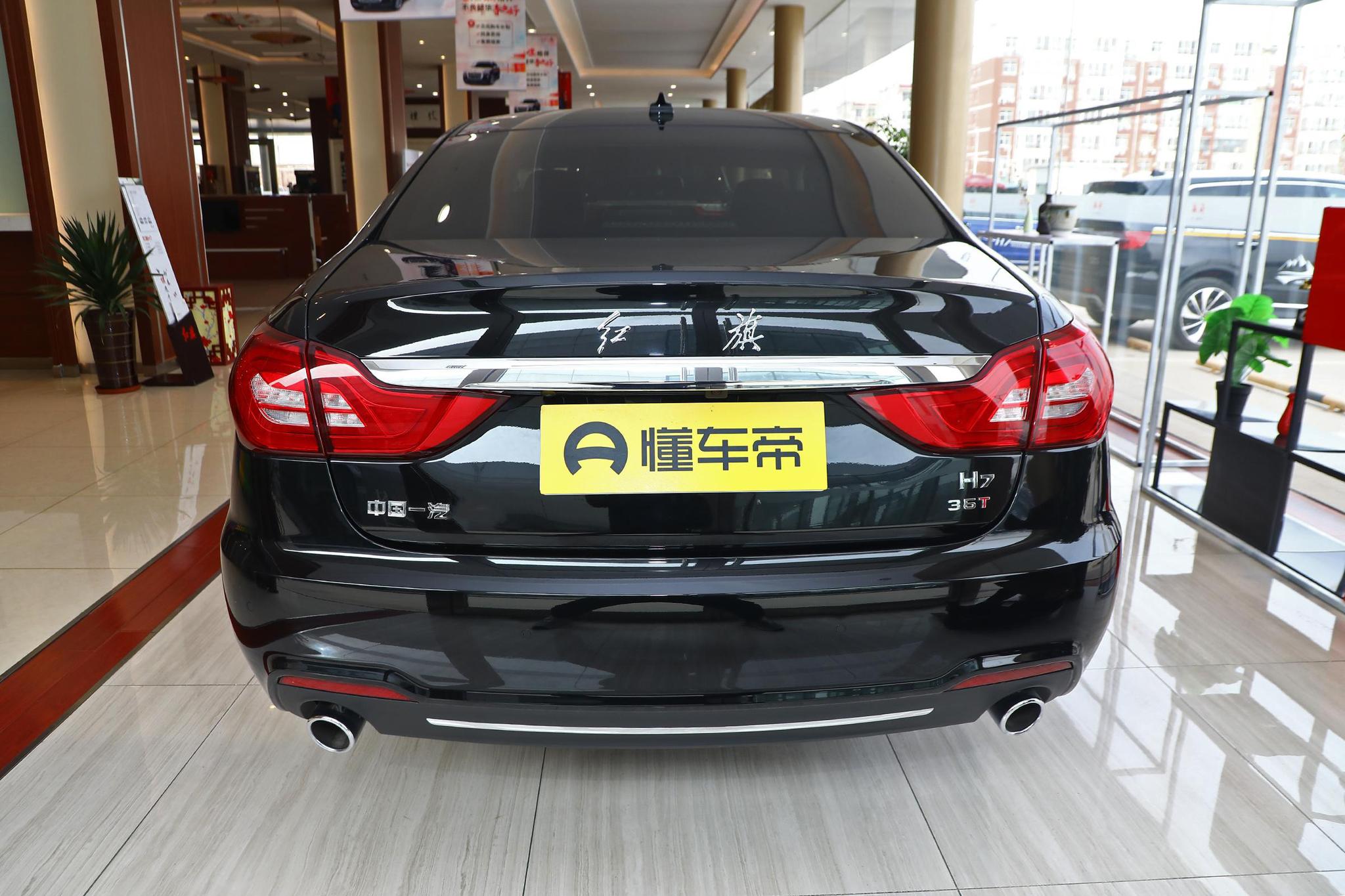 国产商务主流车型，红旗H7到底如何？全方面进行评测解析！