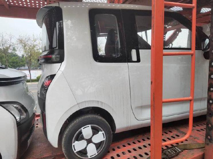 五菱宏光MINIEV的兄弟车——AirEV首次曝光 不只是换壳