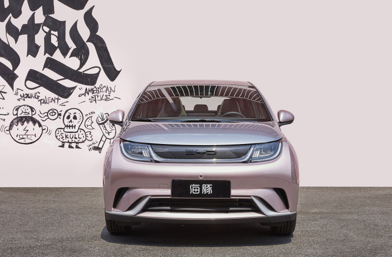 10-15万元，续航400-600公里，这3款电动车适合女生代步