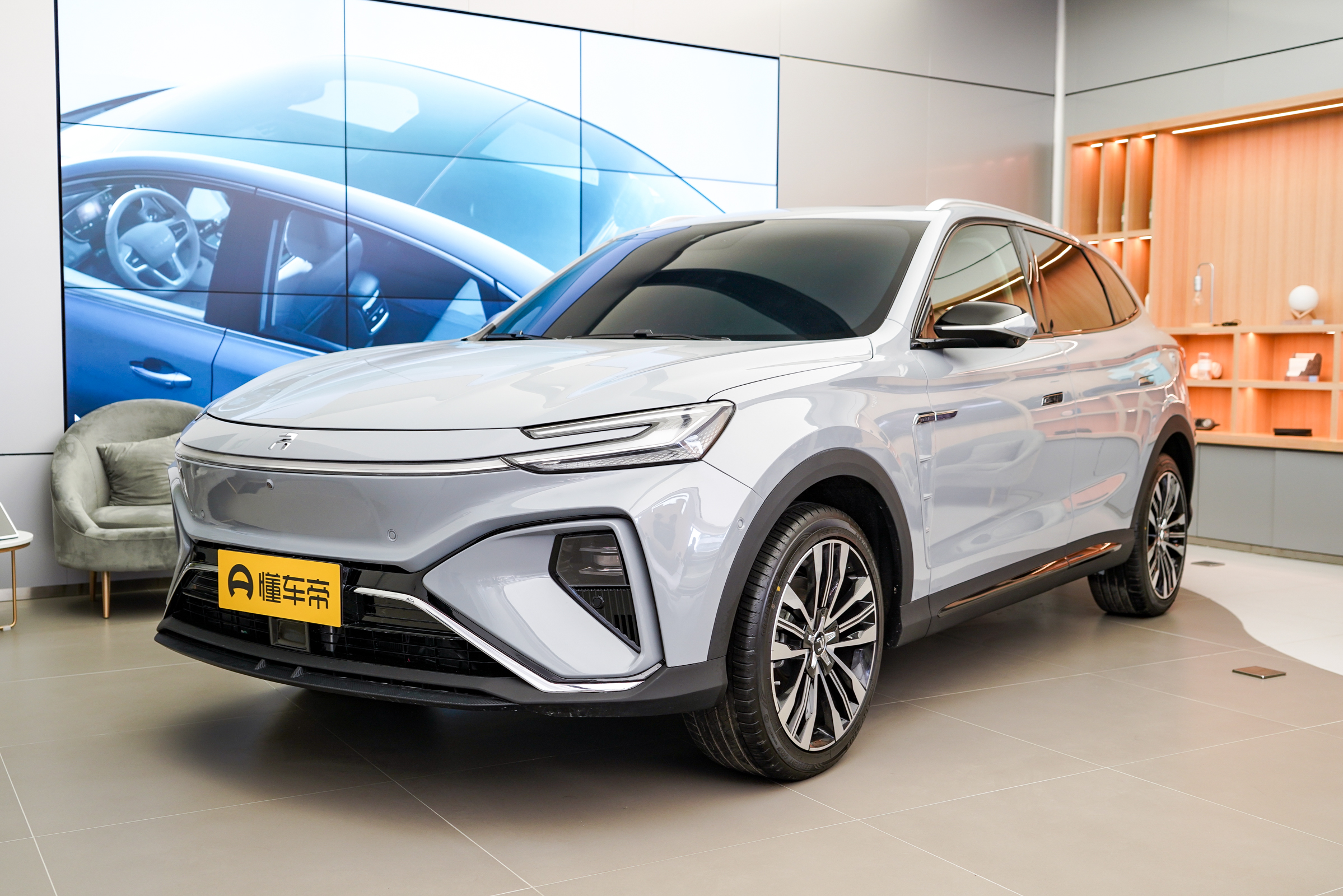 纯电续航505km的国产SUV：飞凡MARVEL R，值得入手吗？
