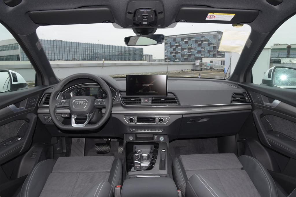 奥迪Q5L Sportback限时优惠7.49万 欢迎试乘试驾