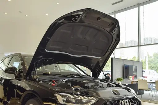 解析2022款奥迪A4(进口)养车成本，每月需要2106元，值得入手吗？