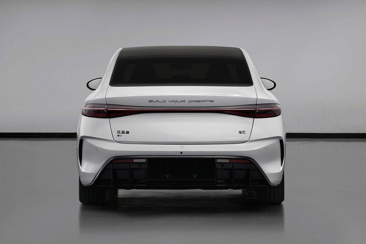 对标Model 3，单月产能1.5万能满足需求吗？比亚迪海豹将于6月量产