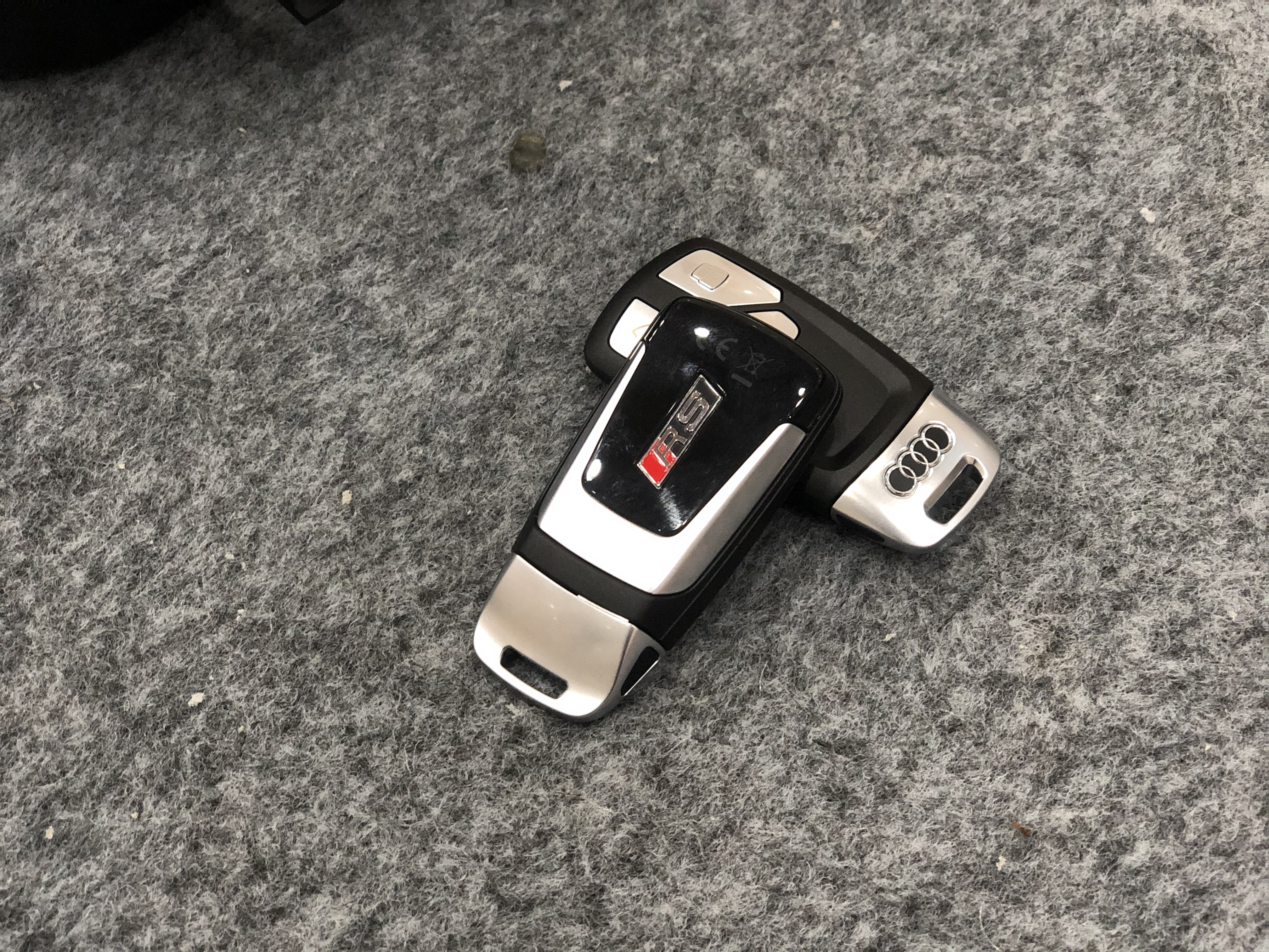 实用配置升级 奥迪Q2L改原厂一键启动 舒适进入 空调面板 倒车影像
