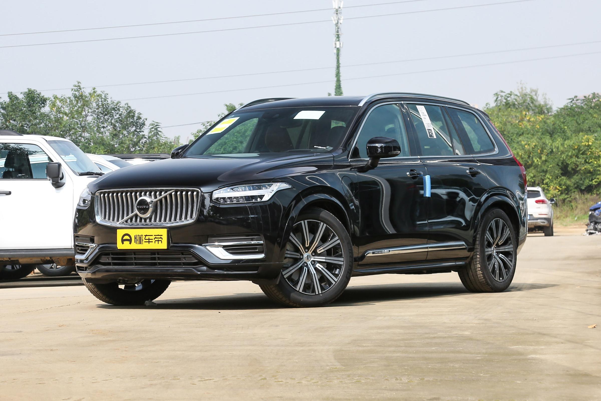 沃爾沃xc90 recharge大幅優惠,t8動力配空氣懸架,比q7更香嗎?