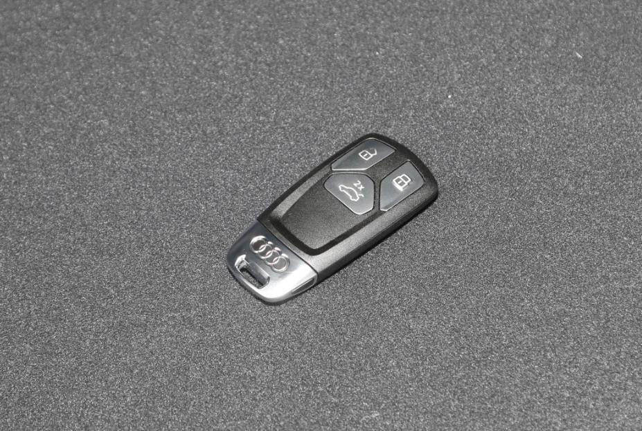 奥迪rs4为什么那么贵奥迪rs4多少钱