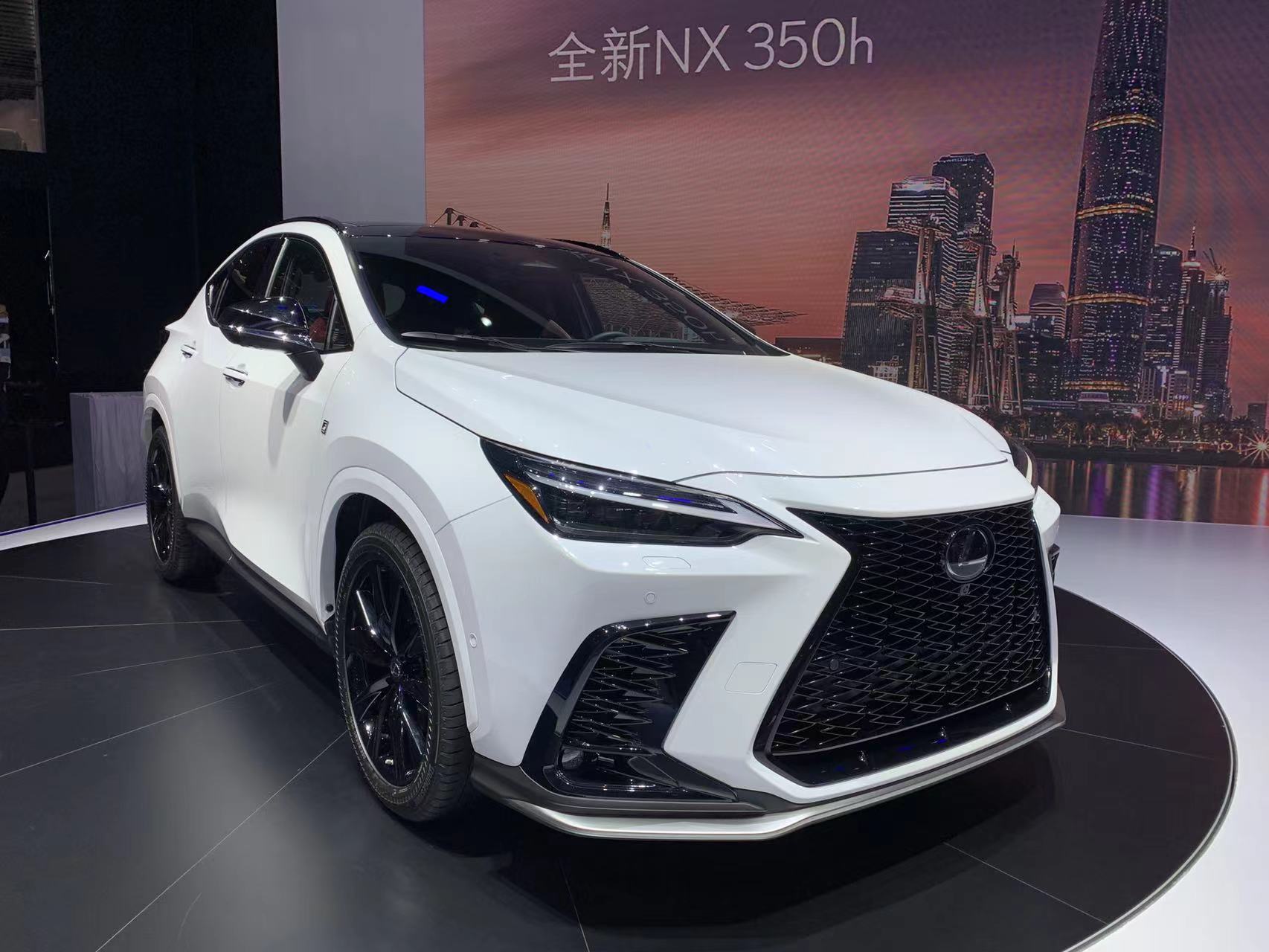 2021广州车展 雷克萨斯全新一代NX正式上市 起售价31.88万元
