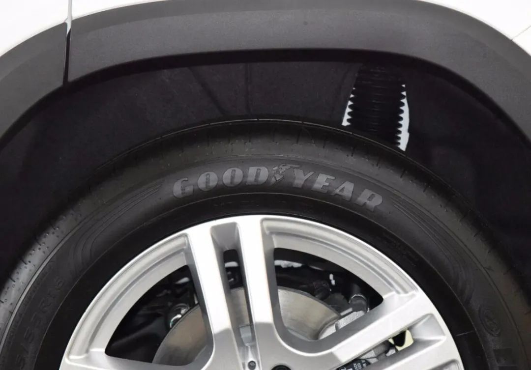 预算30万买车，选SUV还是MPV？
