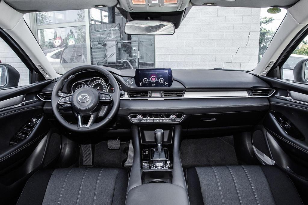 二手车到店免费评估置换享高达8000元