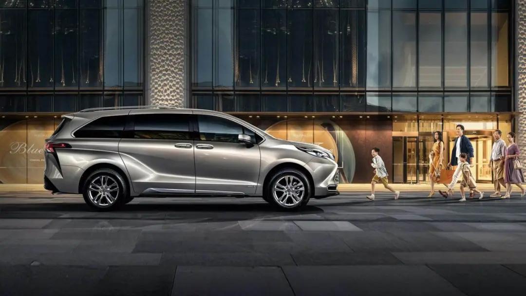 30万还买不到最低配赛那？这钱都花哪儿了？