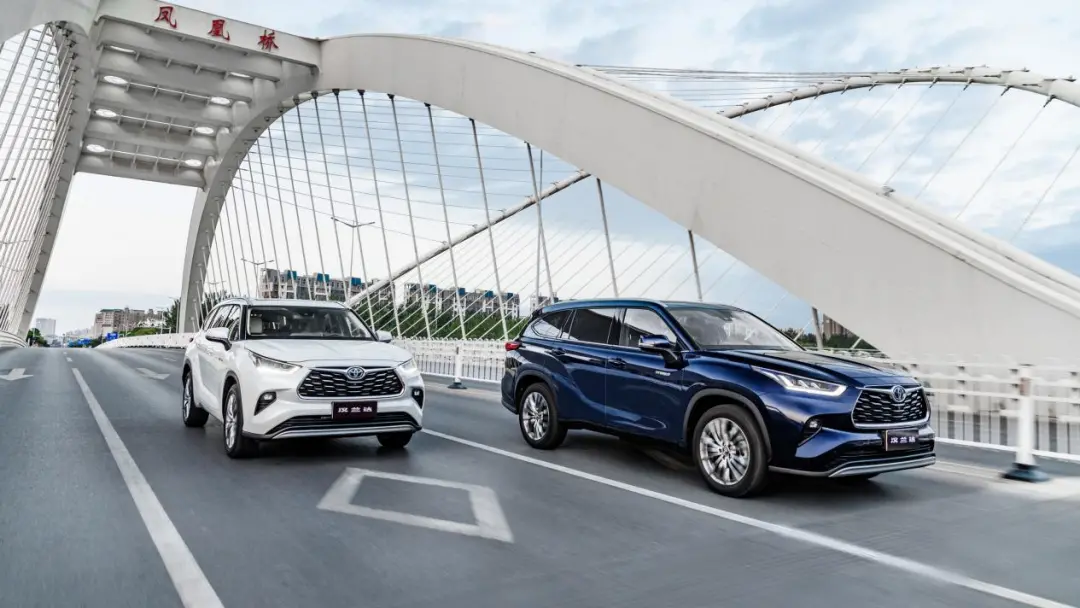 面对缺芯，新车不断的丰田究竟做对了什么？