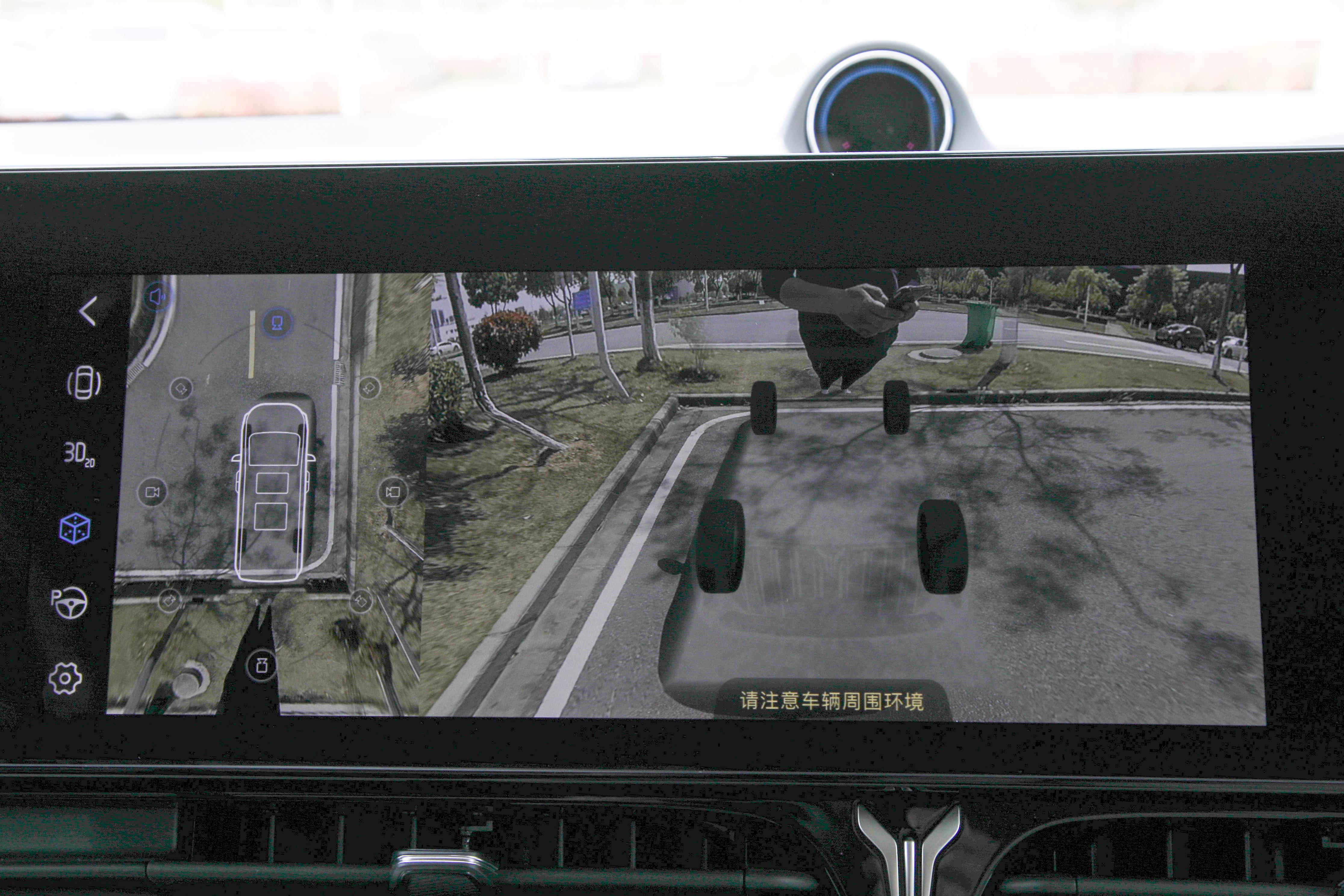 叫板丰田赛那？配空气悬挂，航空座椅，394马力，测岚图梦想家