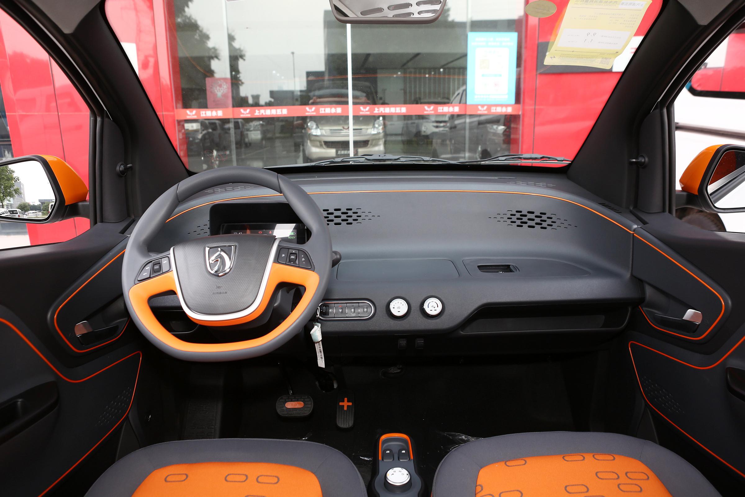 城市代步“小精灵”，好开还节能宝骏E100值得考虑吗？