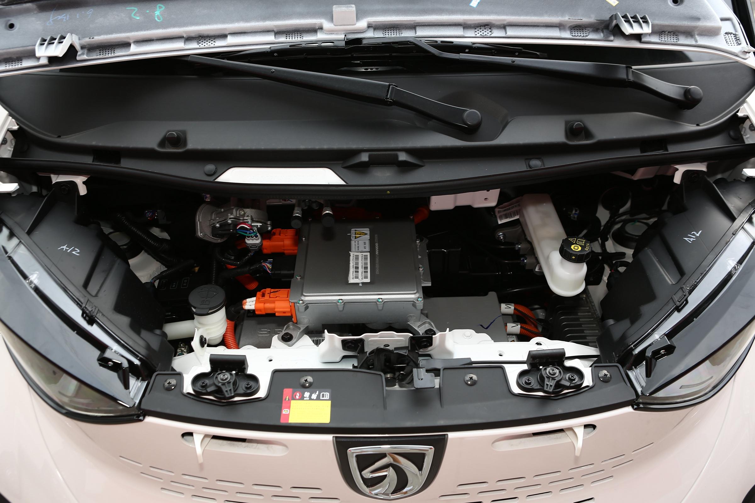 城市代步“小精灵”，好开还节能宝骏E100值得考虑吗？