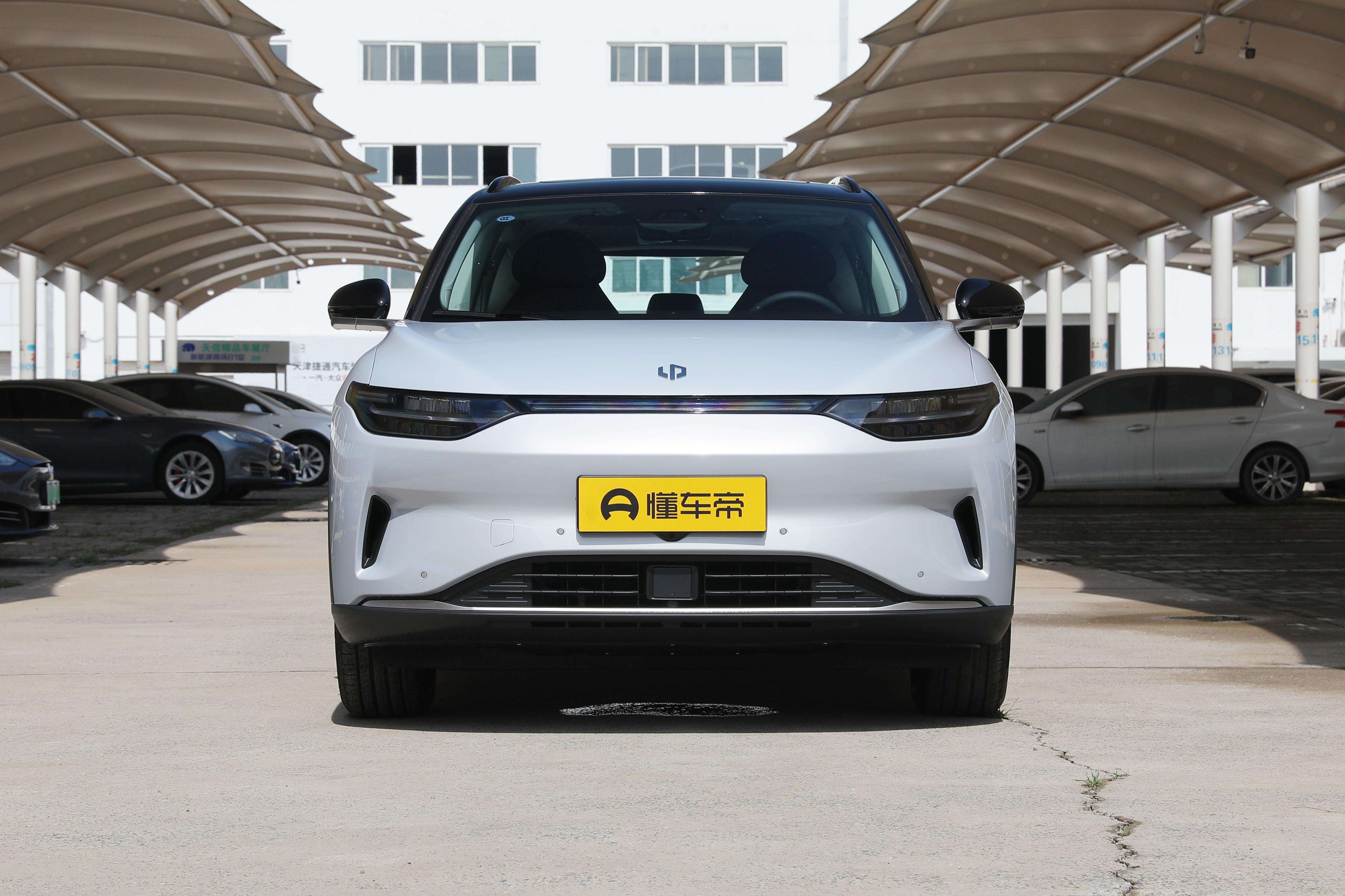 首付30%,月均花费4642元,5座纯电动中型suv零跑c11值得入手吗?